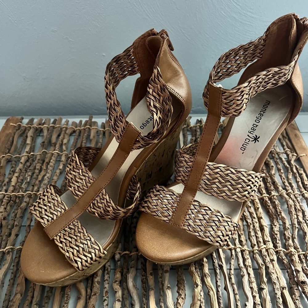 Montego Bay club Brown Woven Women's wedge sandals size 6